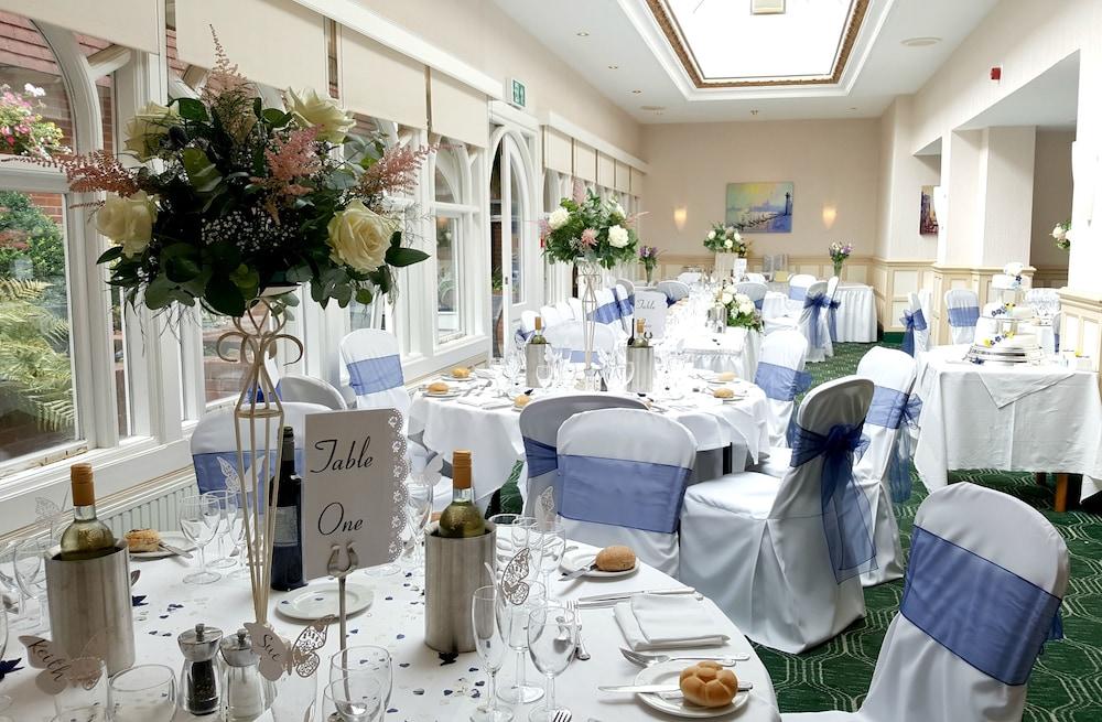 הייוורדס הית' The Birch Hotel מראה חיצוני תמונה