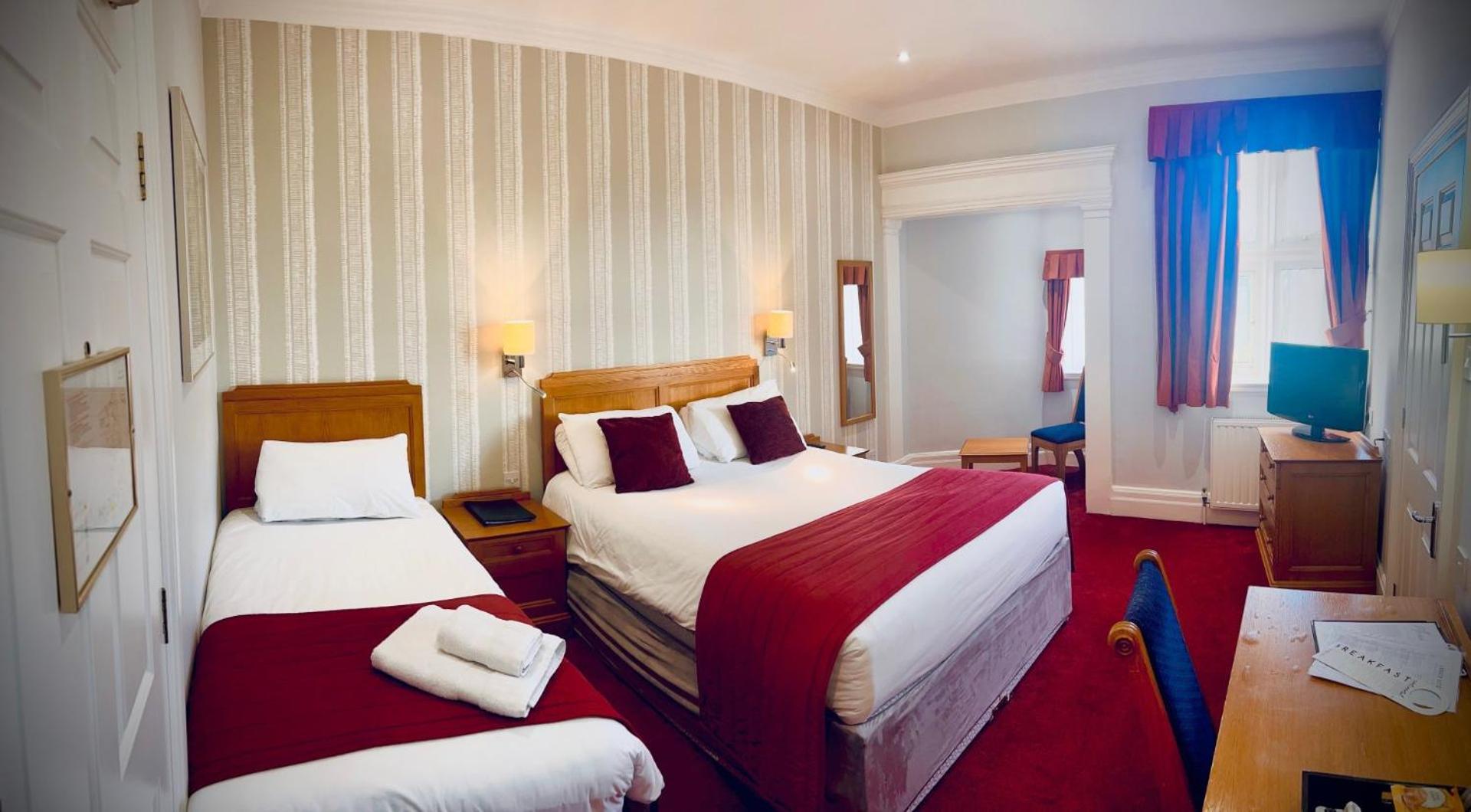 הייוורדס הית' The Birch Hotel מראה חיצוני תמונה