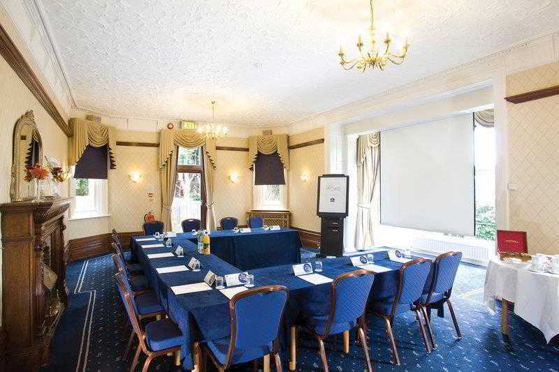 הייוורדס הית' The Birch Hotel מראה חיצוני תמונה