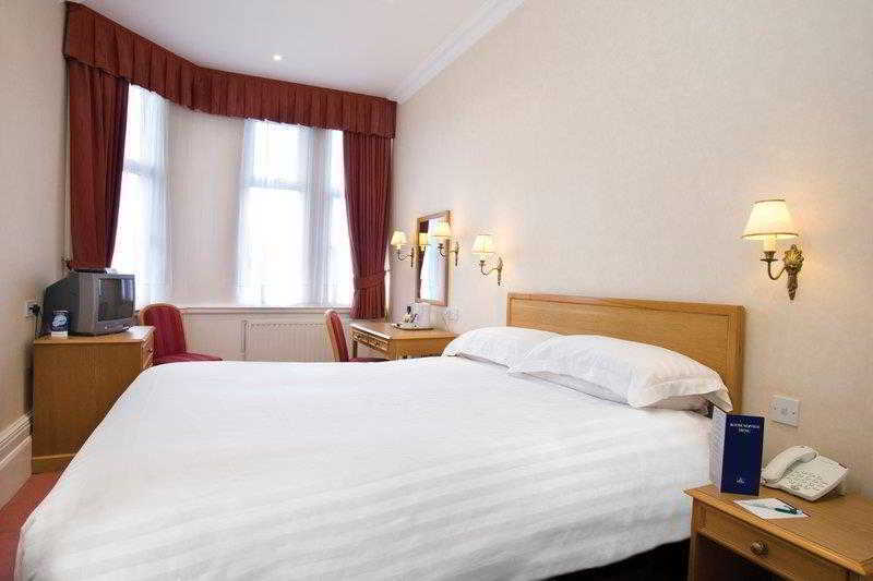 הייוורדס הית' The Birch Hotel מראה חיצוני תמונה