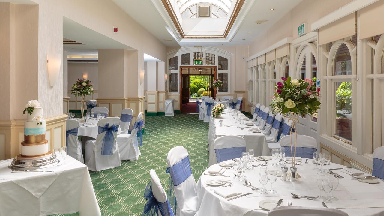 הייוורדס הית' The Birch Hotel מראה חיצוני תמונה